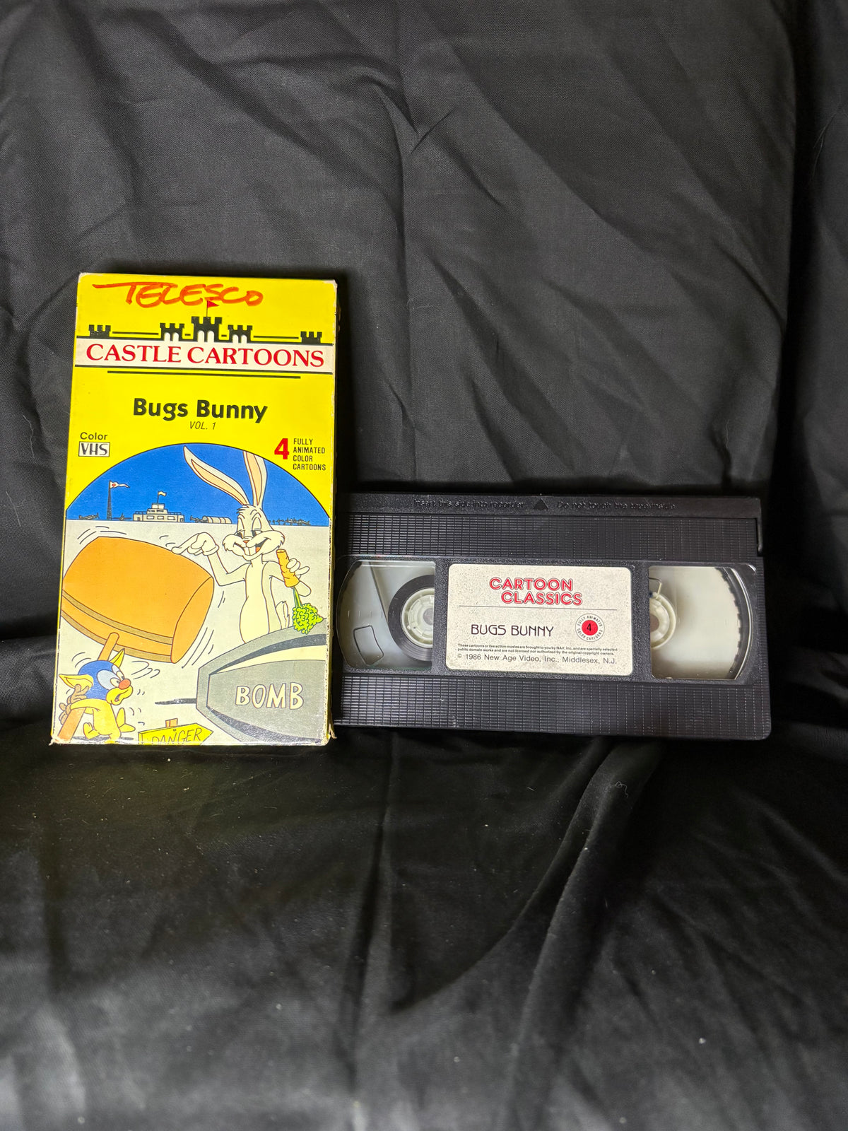 VHS | CASTLE CARTOONS: BUGS BUNNY VOL. 1