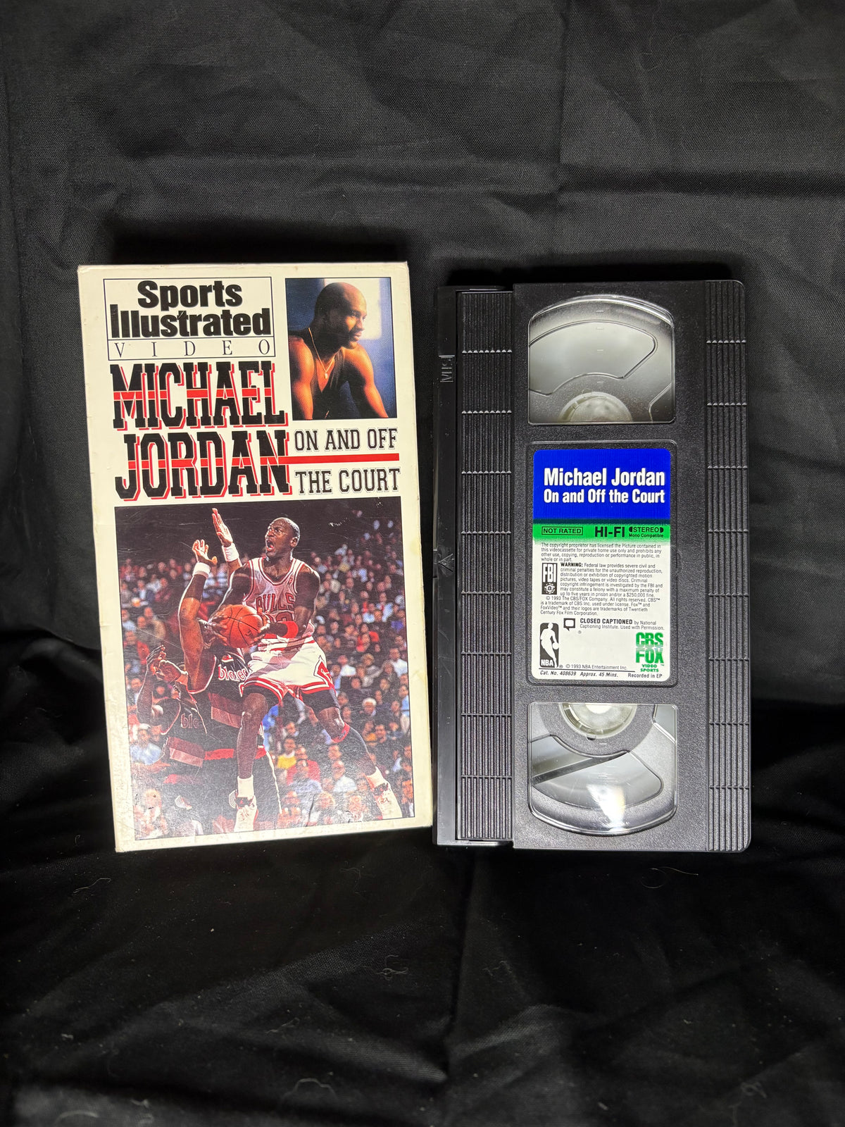 VHS | 1993 SPORTS ILLUSTRATED MICHAEL JORDAN: ON AND OFF THE COURT