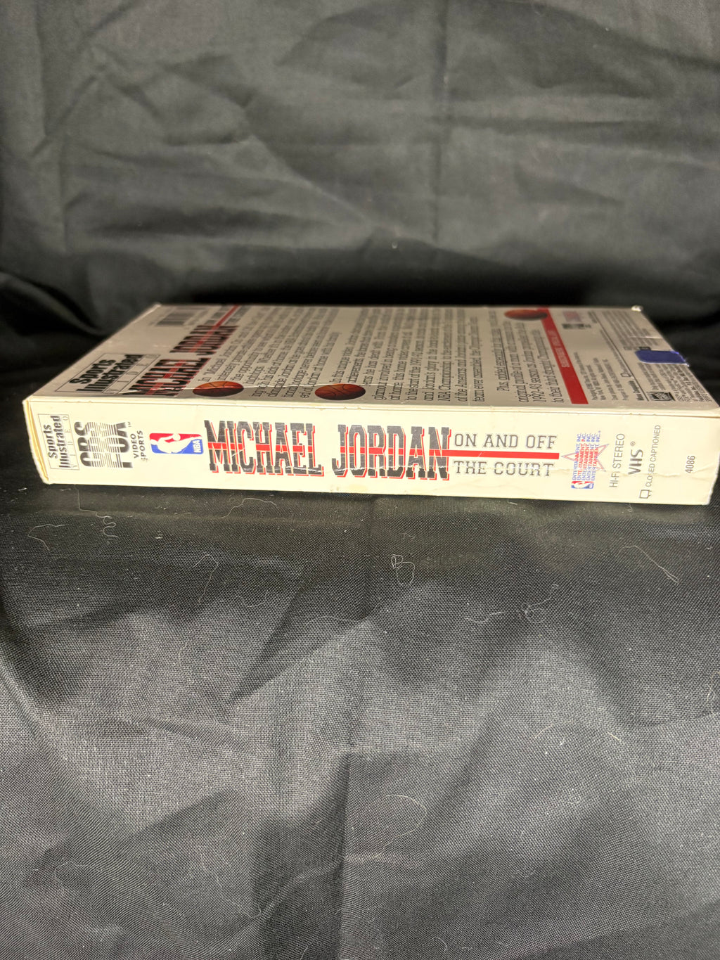 VHS | 1993 SPORTS ILLUSTRATED MICHAEL JORDAN: ON AND OFF THE COURT
