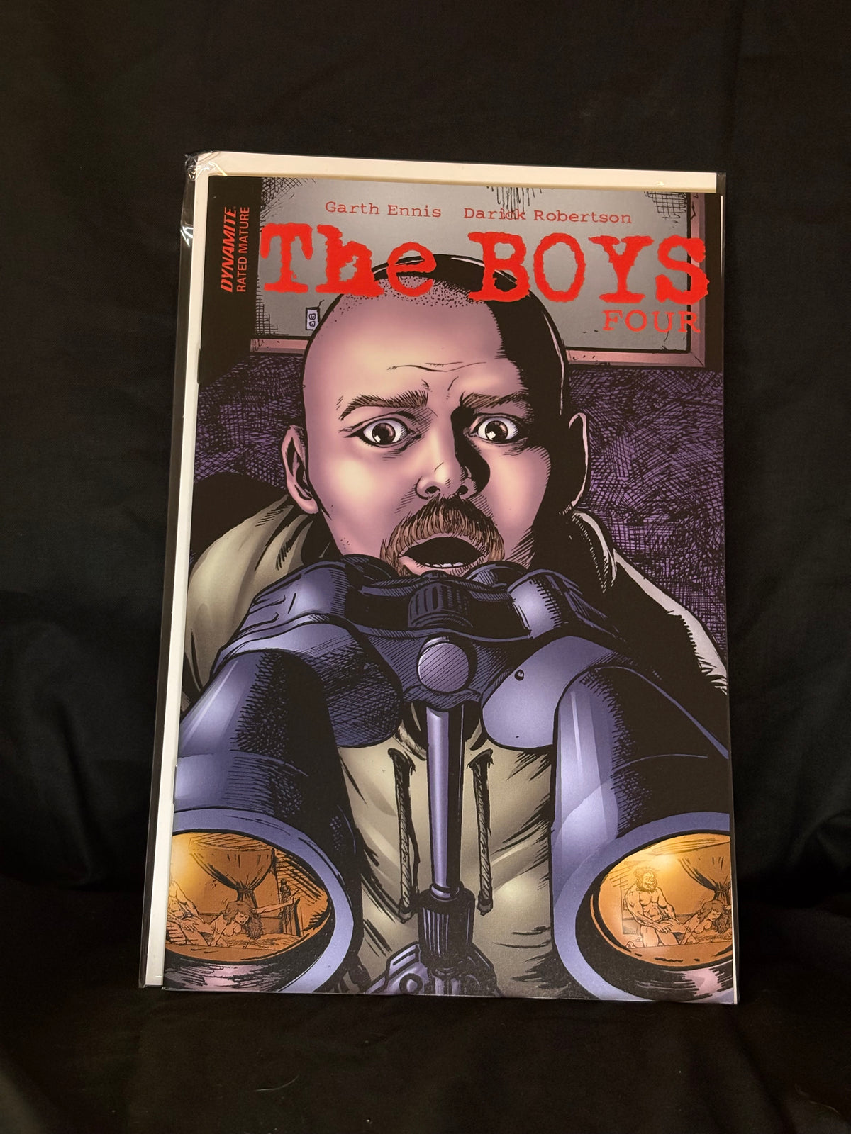 THE BOYS #4 BLOODY BLIND BAG VARIANT DYNAMIC ENTERTAINMENT