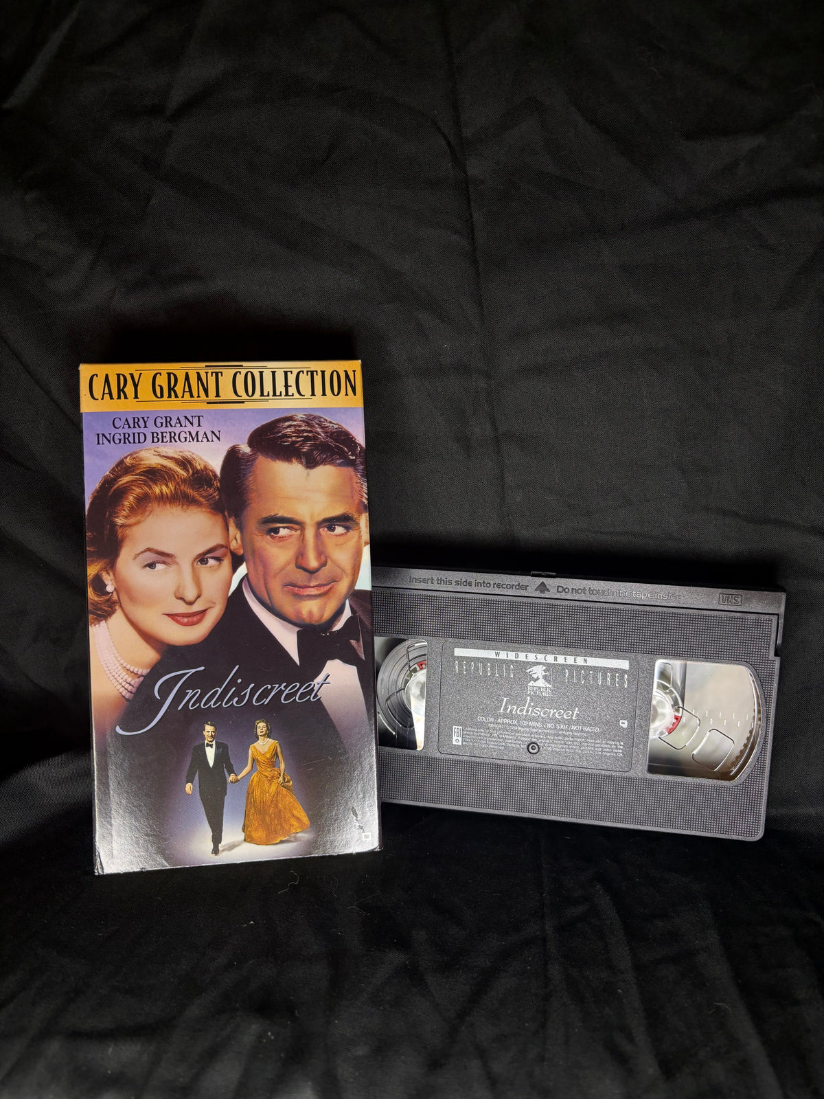 VHS | INDISCREET (1958)