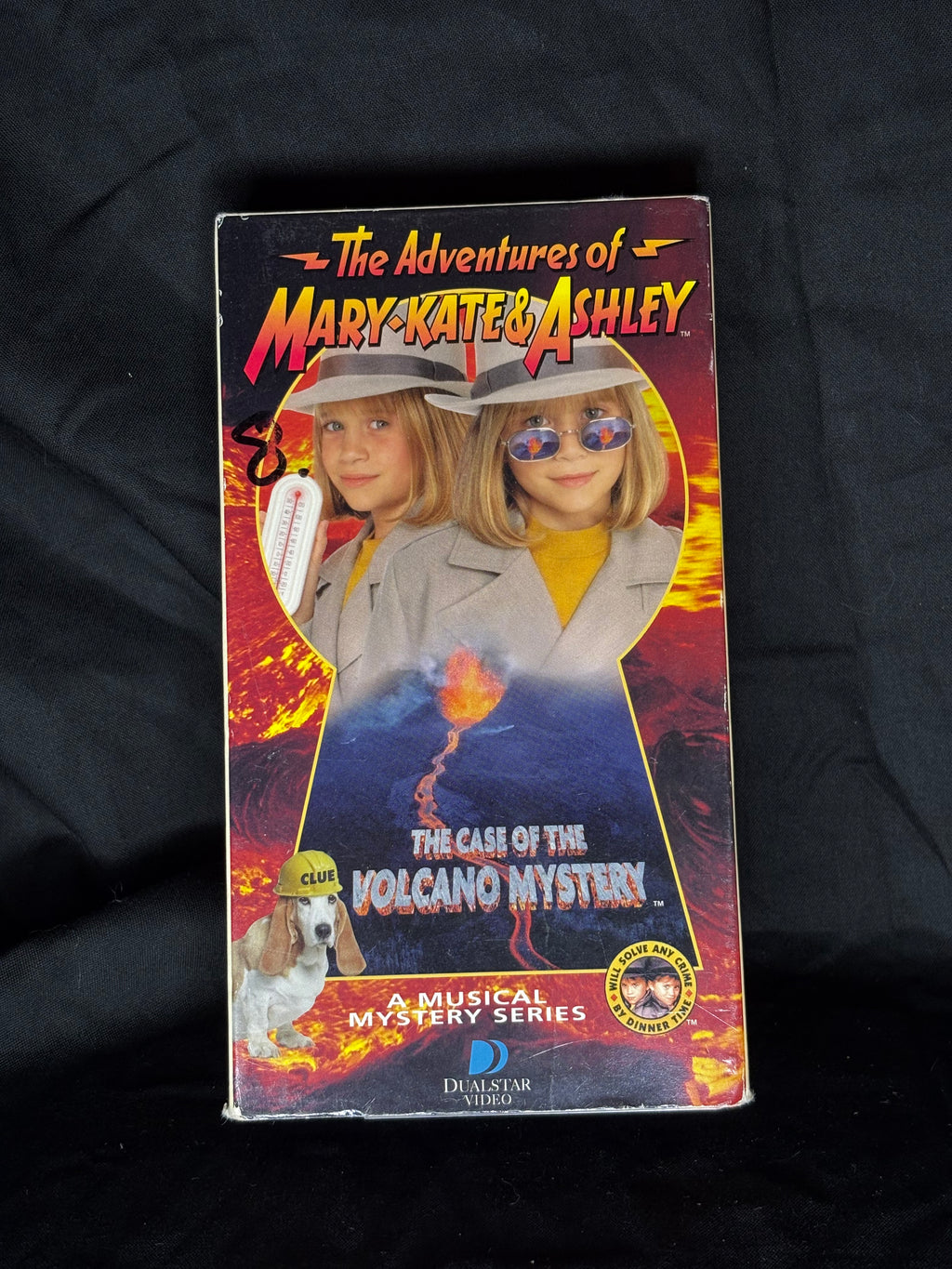 VHS | THE ADVENTURES OF MARY-KATE & ASHLEY: THE CASE OF THE VOLCANO MYSTERY (1997)