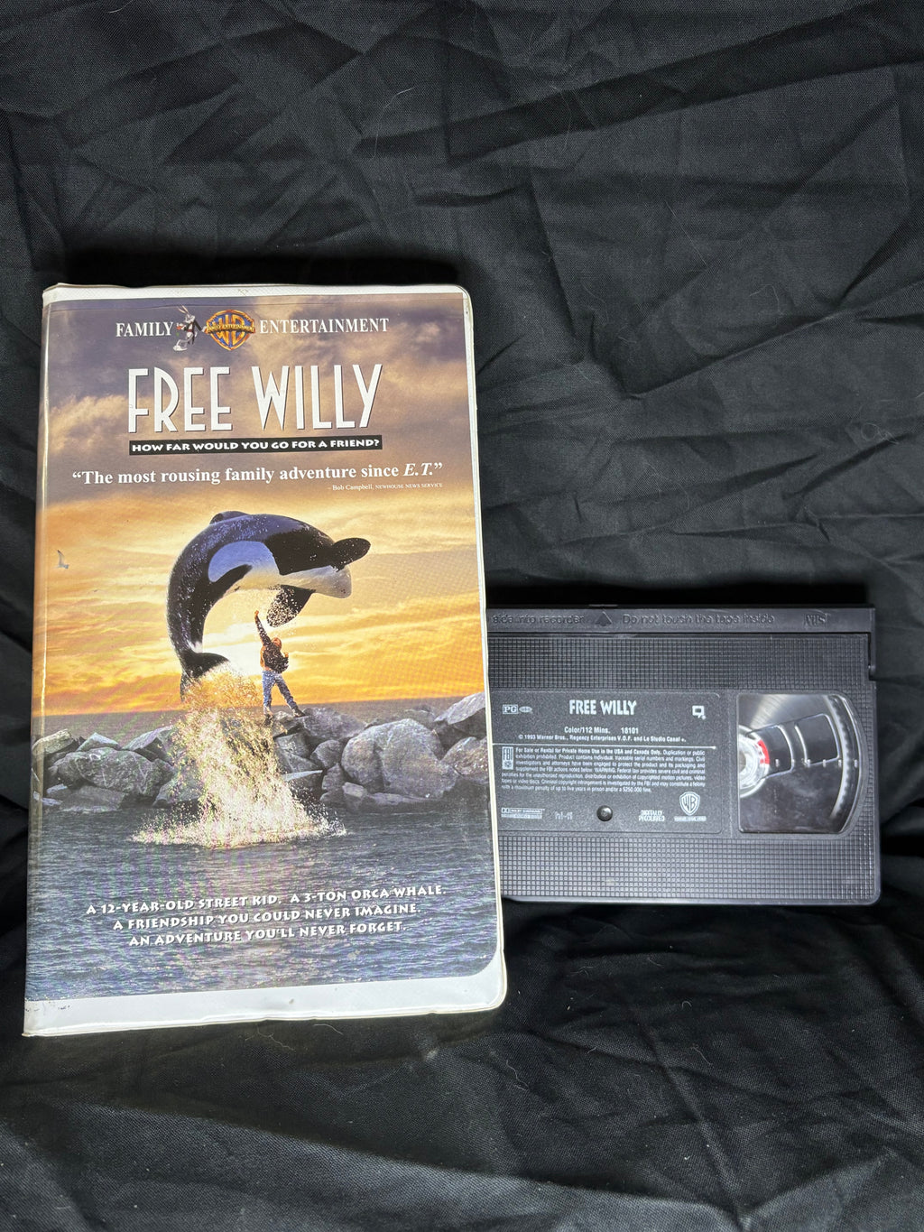 VHS | FREE WILLY