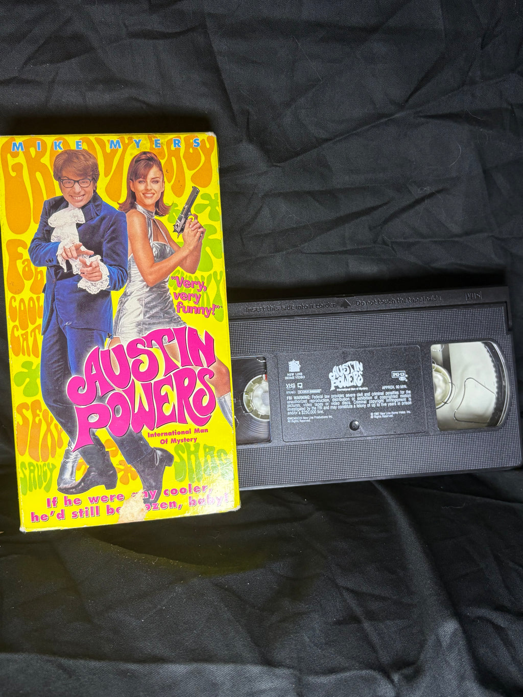 VHS | AUSTIN POWERS: INTERNATIONAL MAN OF MYSTERY