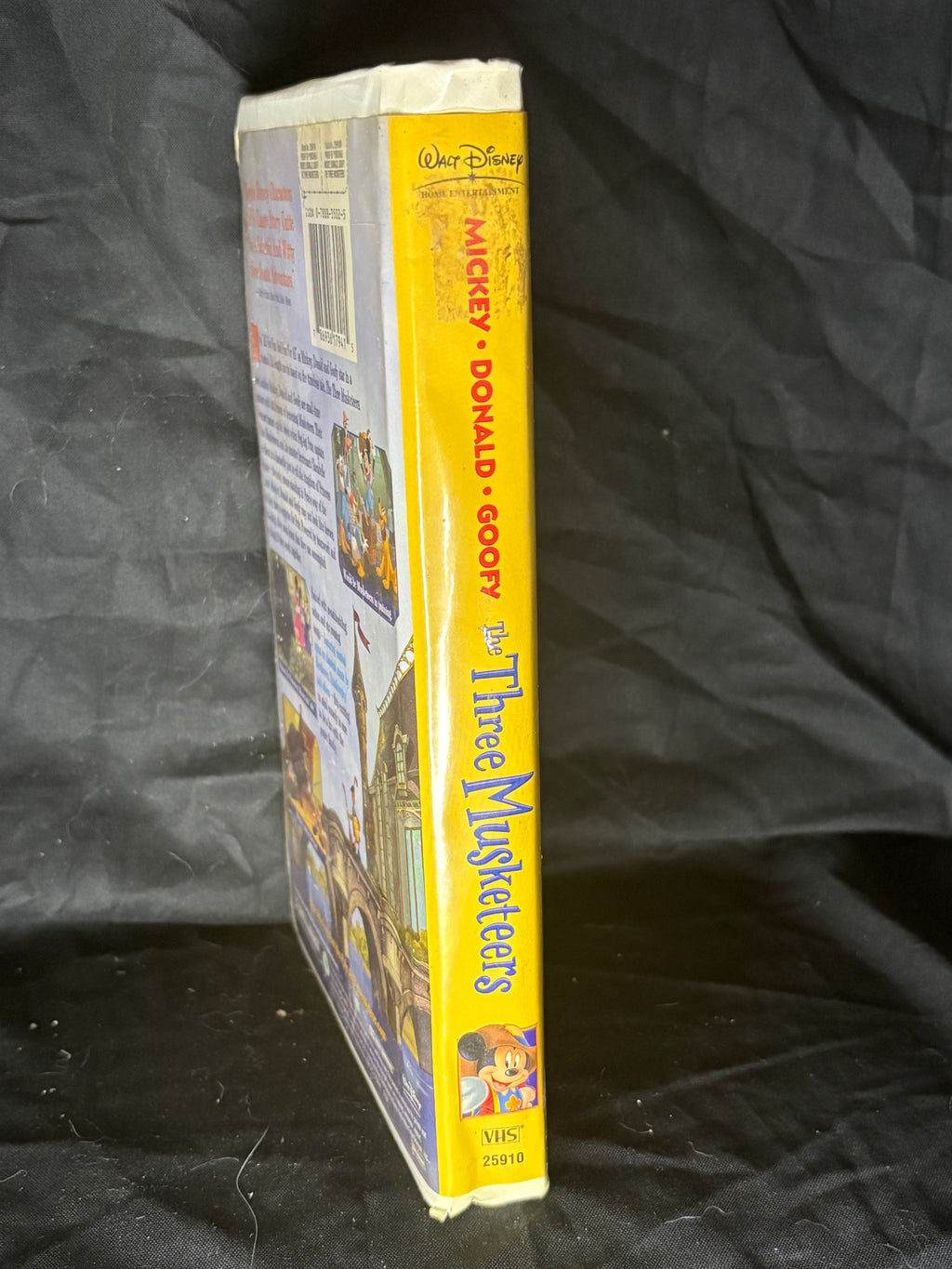 VHS | THE THREE MUSKETEERS