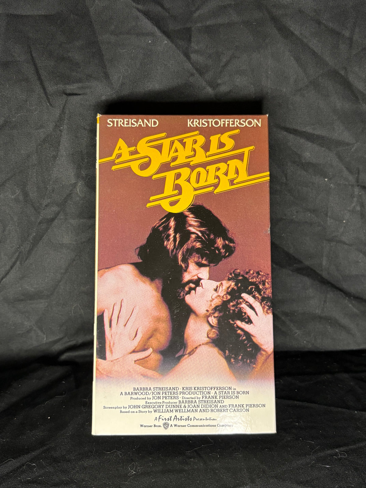 VHS | A STAR IS BORN (STREISAND AND KRISTOFFERSON)